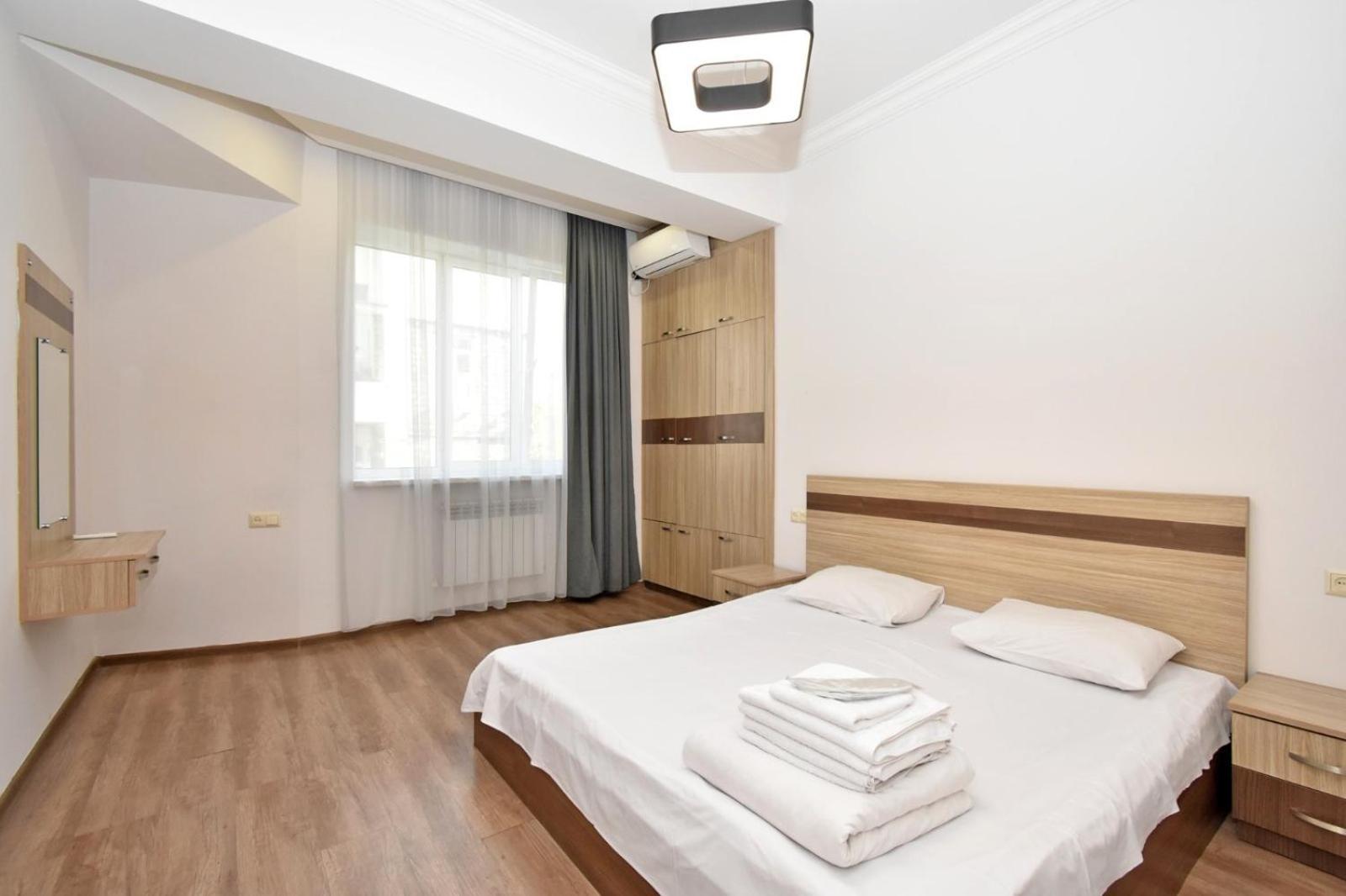 Rent Inn Yerevan On Chaykovski Street 外观 照片